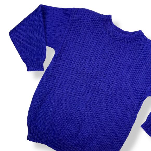Women's Cozy Blue Sweater - Picture 13 of 16